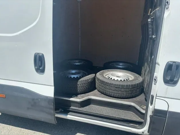 Iveco 35 S 16 A8 SVL
