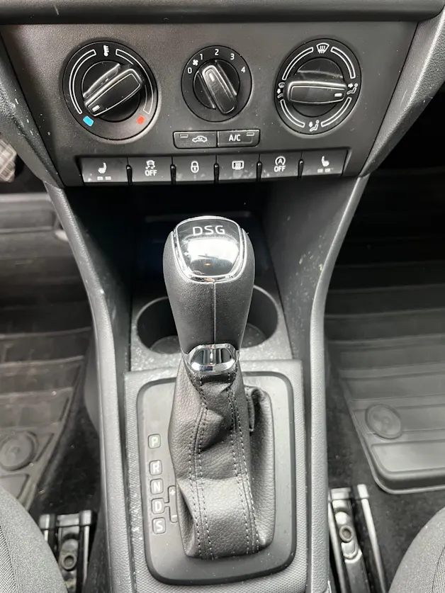 Škoda Rapid Spaceback 1.4 TSI Active DSG