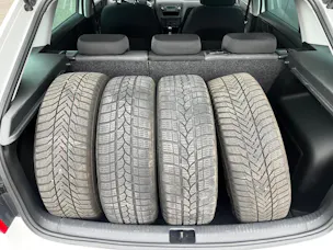 Škoda Rapid Spaceback 1.4 TSI Active DSG