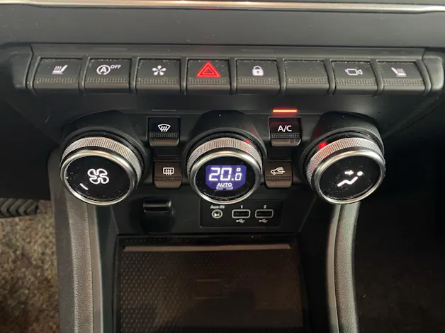 Renault Captur 1.3 TCe EDC Intens EDC