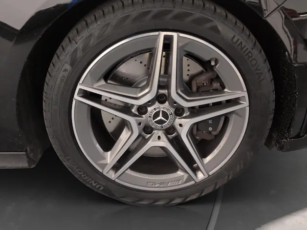 Mercedes-Benz B 250 4Matic AMG Line