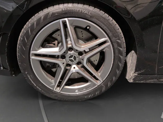 Mercedes-Benz B 250 4Matic AMG Line