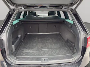 VW Passat Variant 2.0 TDI BMT Sport DSG 4Motion