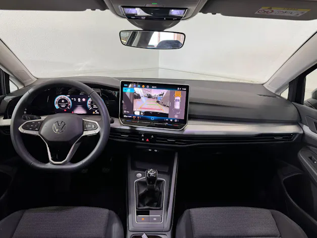 VW Golf 1.5 TSI Basis