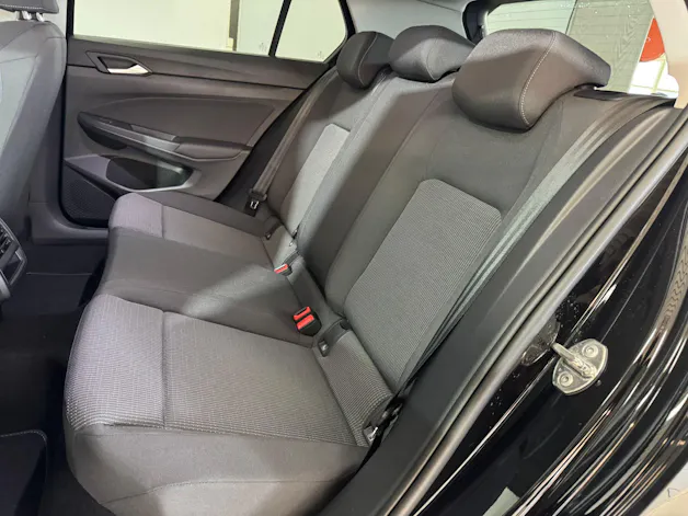 VW Golf 1.5 TSI Basis