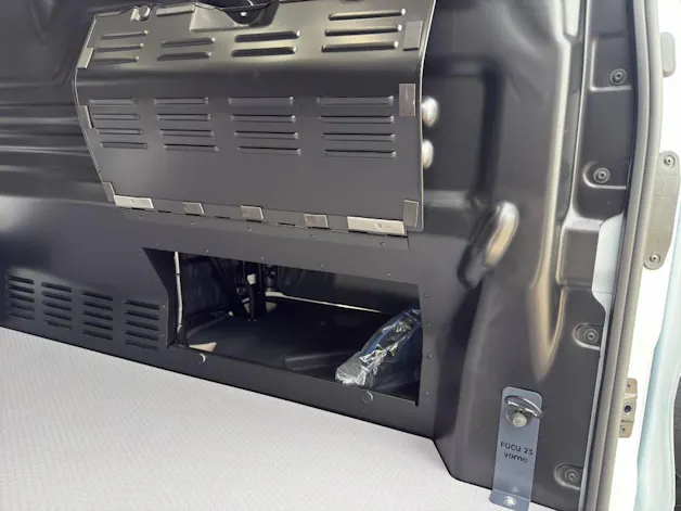 Ford Transit Custom Van 320 L2 2.5 Duratec 233 Trend PHEV