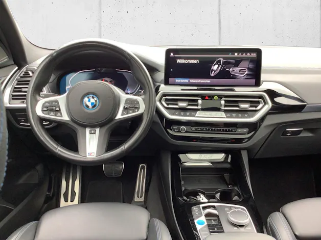 BMW iX3 Impressive