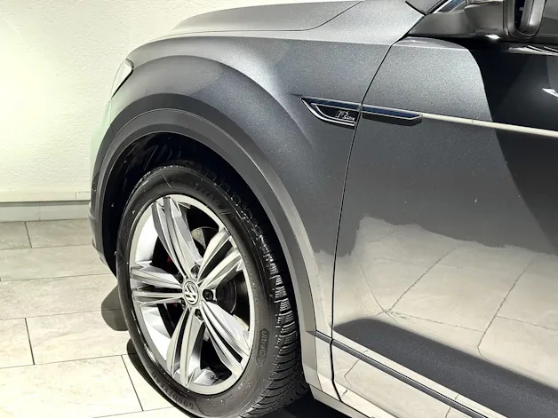 VW VW T-Roc 2.0 TSI R-Line Sport DSG 4Motion | 1.Hand | CH |