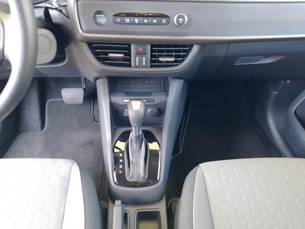 Ford Tourneo Courier 1.0 EcoBoost Titanium