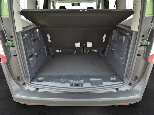 Ford Tourneo Courier 1.0 EcoBoost Titanium