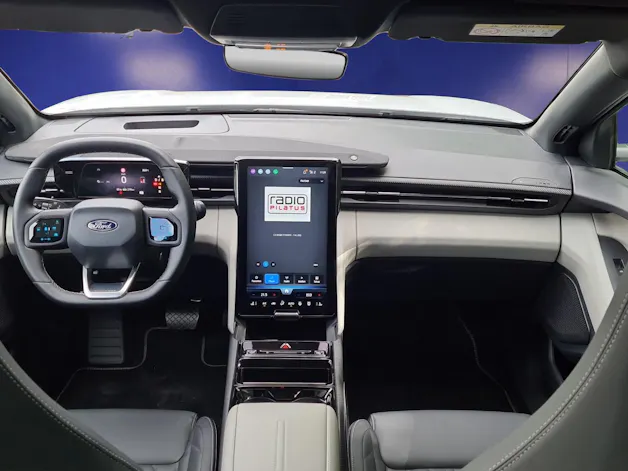 FORD Explorer Extended Range (79 kWh) Premium 4x4 AUTOMAT