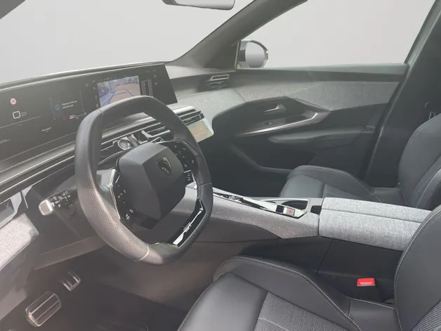 Peugeot 5008 1.2 Hybrid 145 GT