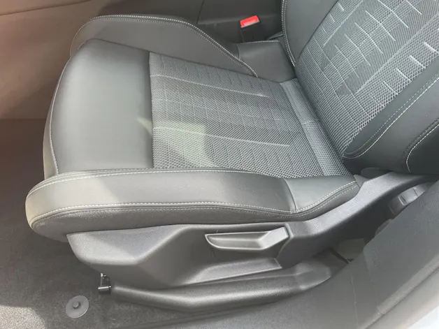 Peugeot 5008 1.2 Hybrid 145 GT