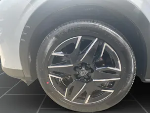 Peugeot 5008 1.2 Hybrid 145 GT