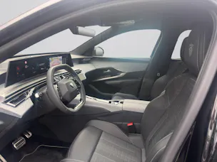 Peugeot 5008 1.2 Hybrid 145 GT
