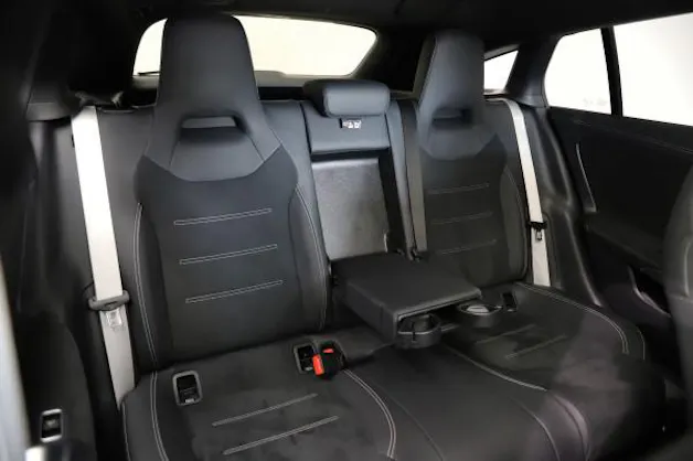MERCEDES-BENZ CLA SB 250 8G-DCT 4M