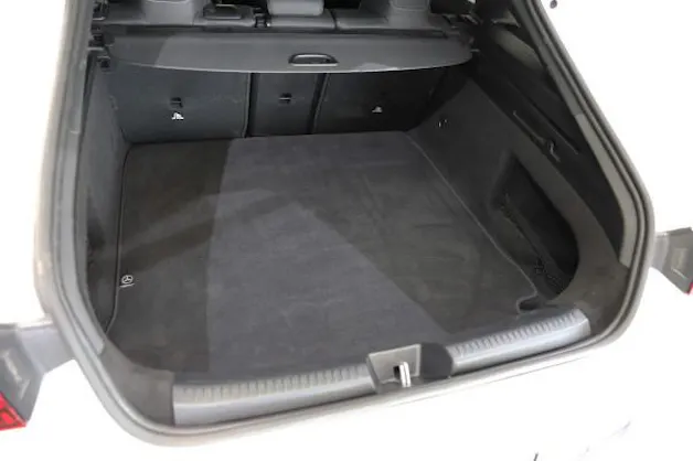 MERCEDES-BENZ CLA SB 250 8G-DCT 4M