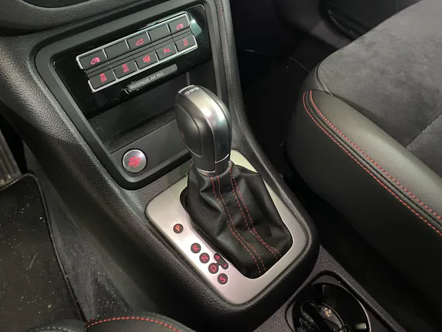 SEAT Alhambra 1.4 TSI DSG Hola FR