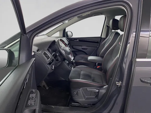 SEAT Alhambra 1.4 TSI DSG Hola FR