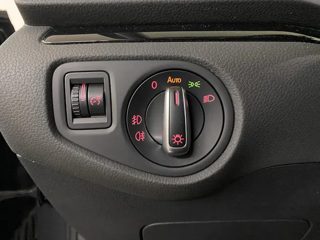 SEAT Alhambra 1.4 TSI DSG Hola FR