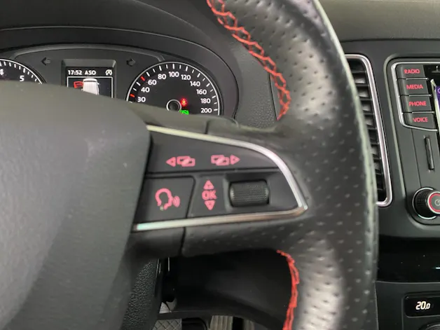 SEAT Alhambra 1.4 TSI DSG Hola FR