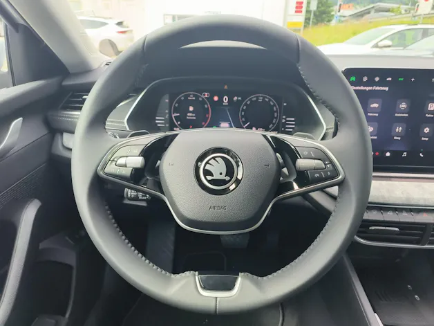 Škoda Octavia Combi 1.5 TSI mHEV DSG Selection
