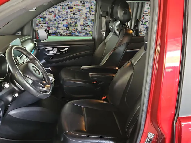 Mercedes-Benz V 300 d lang Avantgarde 4Matic 9G-Tronic