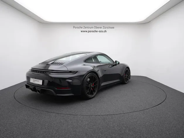 Porsche 911 Carrera GTS