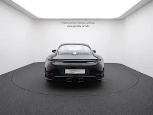 Porsche 911 Carrera GTS