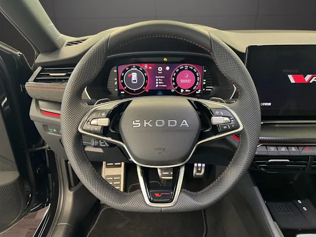 Škoda Octavia Combi 2.0 TSI DSG RS 30 Years Edition