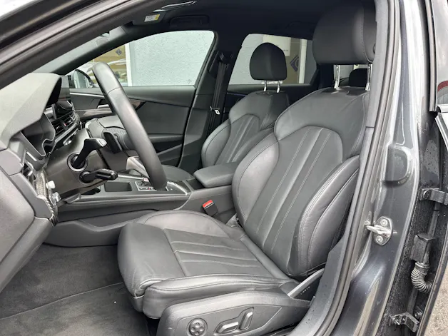 Audi A4 Avant 40 TDI S line Attraction quattro S-tronic