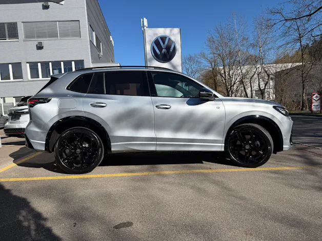 VW Tiguan 2.0 TSI DSG R-Line 4Motion