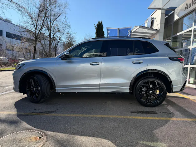 VW Tiguan 2.0 TSI DSG R-Line 4Motion