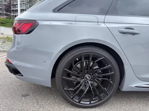 Audi RS4 Avant 2.9 V6 TFSI quattro T-Tronic