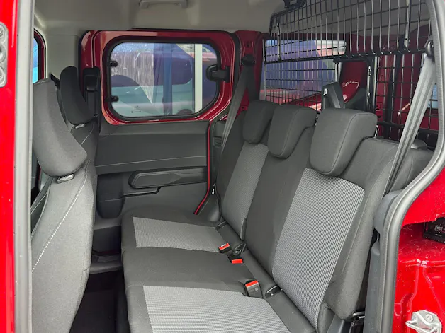 Ford Transit Courier dcab. van 1.0 Trend/125CV/Aut.