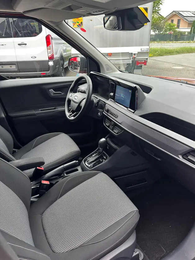 Ford Transit Courier dcab. van 1.0 Trend/125CV/Aut.