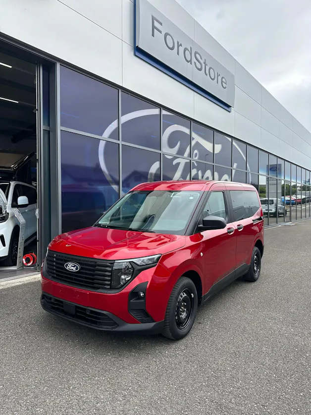 Ford Transit Courier dcab. van 1.0 Trend/125CV/Aut.