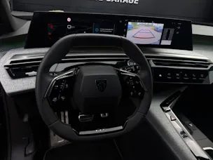 Peugeot 5008 1.2 Hybrid 145 GT