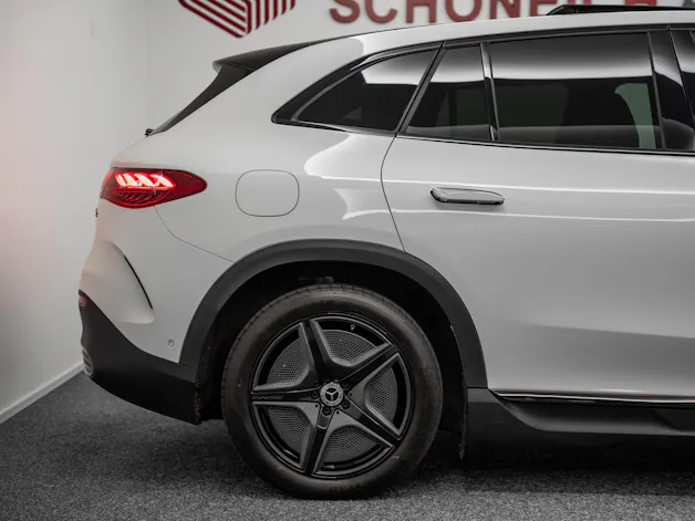MERCEDES-BENZ EQE 500 Executive Edition AMG Line 4matic