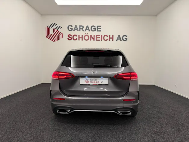 Mercedes-Benz B 200 AMG Line