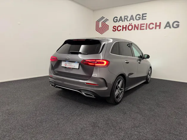 Mercedes-Benz B 200 AMG Line