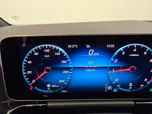 Mercedes-Benz B 200 AMG Line