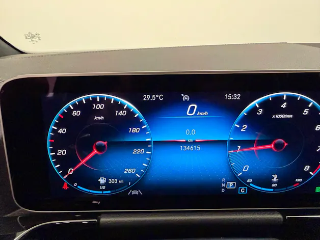 Mercedes-Benz B 200 AMG Line