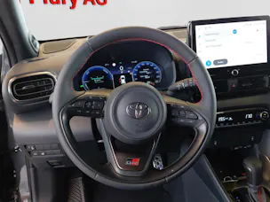 Toyota Yaris 1.5 VVT-i HSD GR Sport