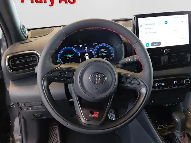 Toyota Yaris 1.5 VVT-i HSD GR Sport