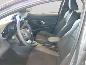Toyota Yaris 1.5 VVT-i HSD GR Sport