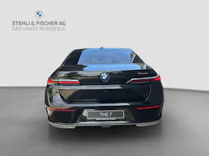 BMW 750e xDrive Steptronic