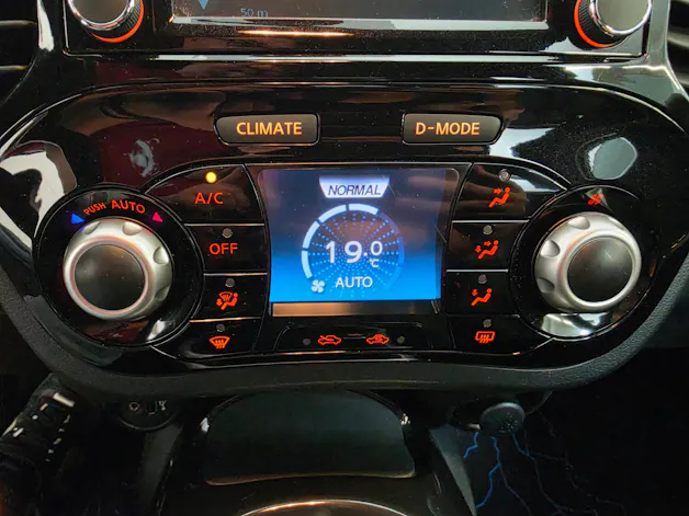Nissan Juke 1.6 DIG-T tekna