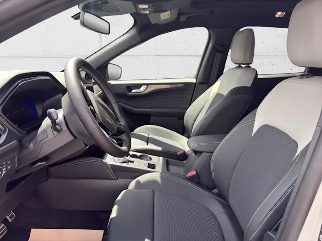 Ford Kuga 2.5 Plug-in Hybrid Sound Edition