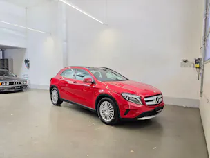Mercedes-Benz GLA 200 CDI Swiss Star Edition 4Matic 7G-DCT